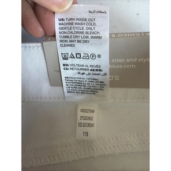 Chico's White Jeans Women's 18 petite So Slimming Girlfriend embroidered NWT - Picture 15 of 16
